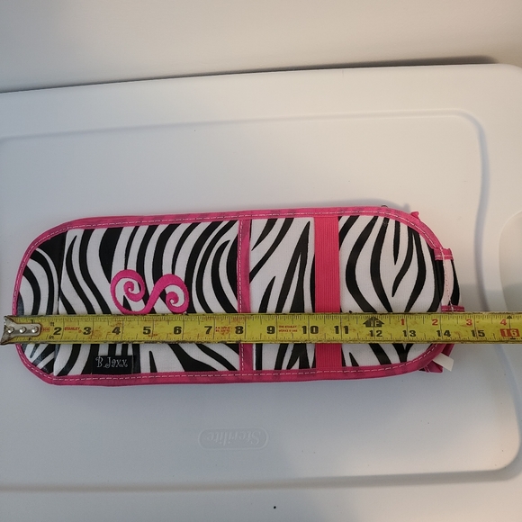 Toiletry Accessories set - pink and Zebra print - Picture 3 of 15